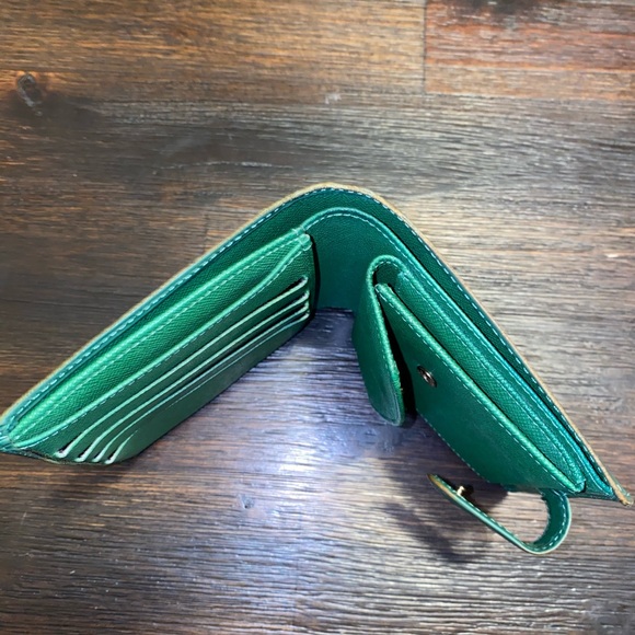 Sold - Picture 8 of 12